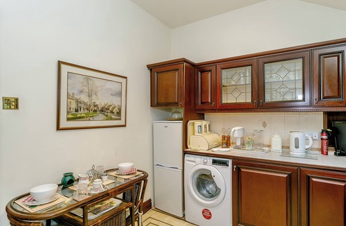 Dronfield Cottage | The Gatehouse-UK11836