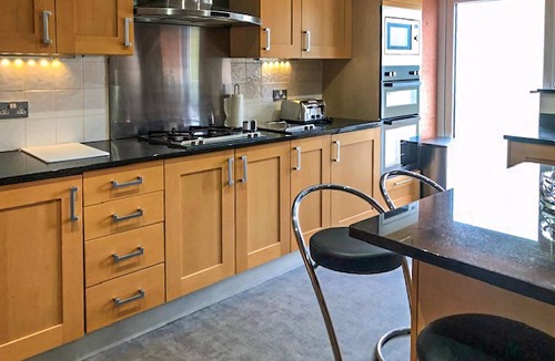 Pagham Cottage | The Gatehouse - UK40089