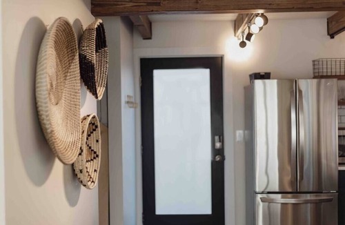 Olde Town House | The Gateway Getaway-peaceful with epic views