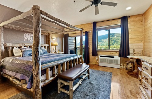 Grand Lake Cabin | The Gateway Inn
