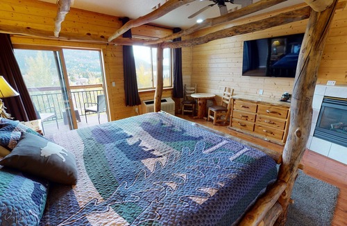 Grand Lake Cabin | The Gateway Inn