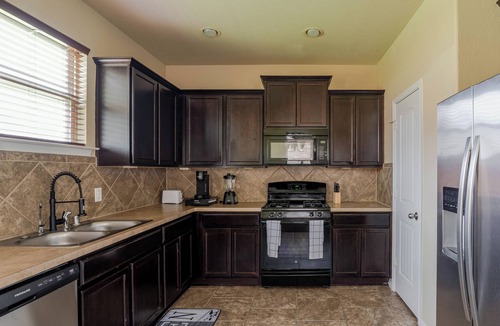 Northeast Houston House | The Gateway; Lovely 3-bedroom house with sleeping area in Houston