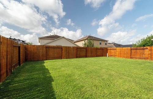 Northeast Houston House | The Gateway; Lovely 3-bedroom house with sleeping area in Houston