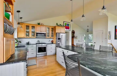 Brownsville House | The Gathering House at Mount Ascutney