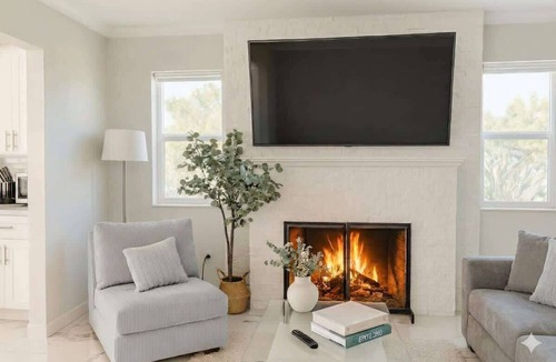 Hawthorne House | The Gathering Place · Modern Space for Everyone