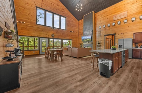 Gatlinburg Cabin | The Gatlinburg Resort by Ghosal Luxury Lodging