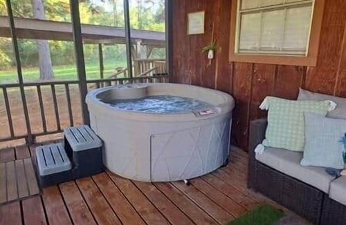 Karnack House | The Gator Den at Caddo Lake/Big Lake
