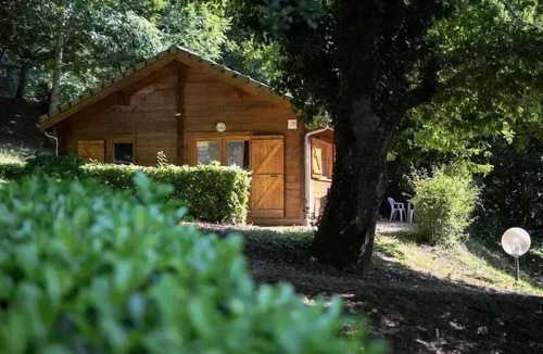 Sauveterre-de-Rouergue Apartment | The Gazonne Chalets - 2 Room Apartment 2 People