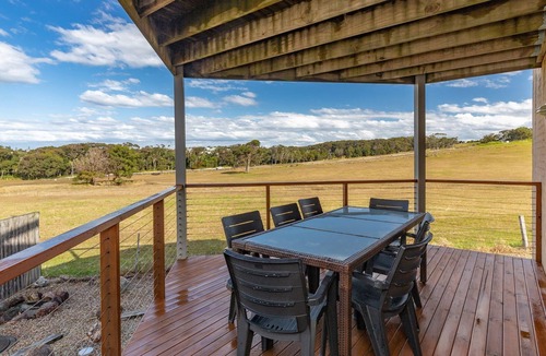 Diamond Beach Villa | The Gem @ 39B Emerald Drive