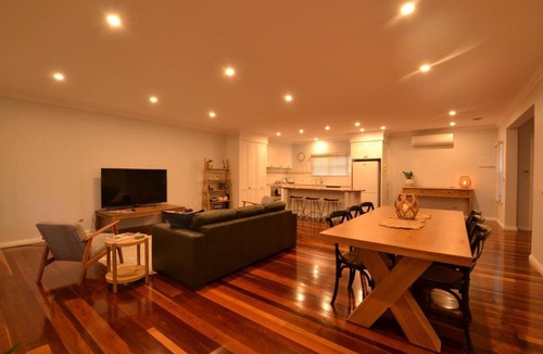 Port Fairy Apartment | The Gem on Bank st