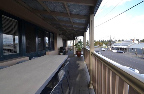 Port Fairy Apartment | The Gem on Bank st