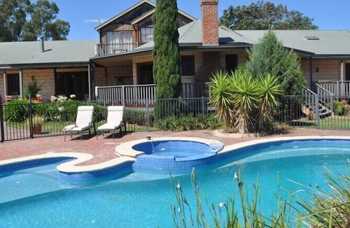 Yering House | The George at Yering