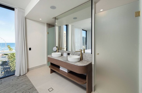 Glenelg Hotel | The George