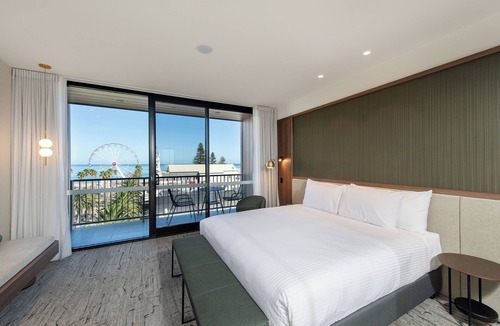 Glenelg Hotel | The George