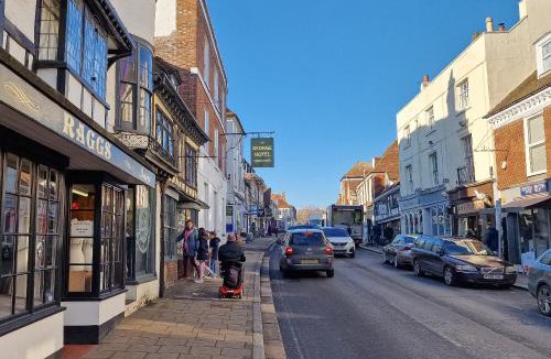 Battle House | The George Hotel