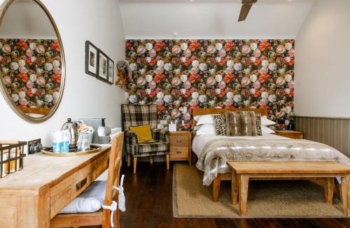 Toddington Hotel | The George Inn