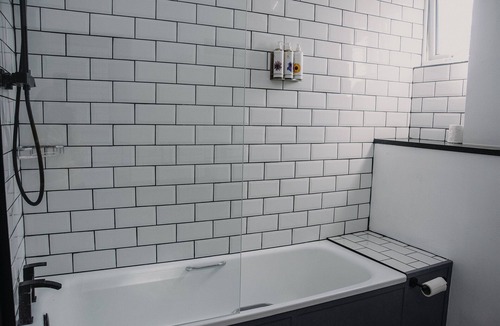 Warminster Hotel | The George Inn