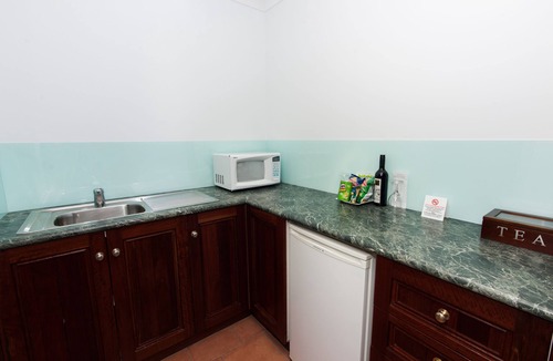 Echuca Hotel | The Georgian Motor Lodge