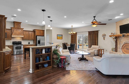 McGregor House | The Getaway Hideaway - Pool & Spa