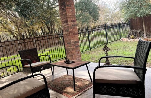 San Marcos House | ❤ The Getaway - Spacious/Clean/Quiet/King Bed/Queen/Twins