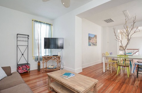 San Jacinto House | The Getaway: The beach is always a good idea!