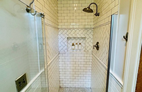 Farviews - Pattee Canyon Bed & Breakfast | The Gibson Mansion