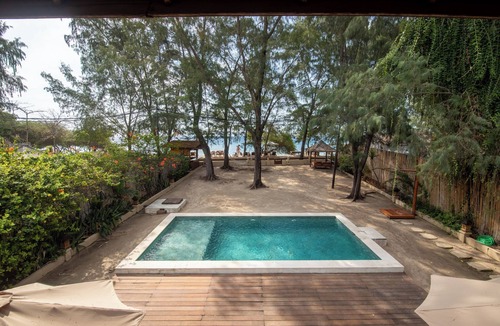 Gili Trawangan Villa | The Gili Beach Resort, 4 Bedrooms Villa Gili Trawangan - Beach Front