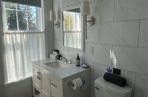 Henderson Harbor Hotel | The GillHouse