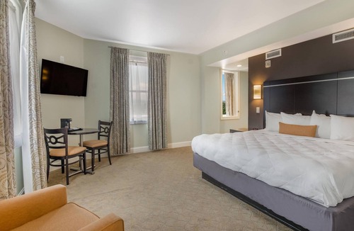 Lexington Hotel | The Gin Hotel, an Ascend Collection Hotel