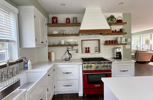 Innisfil House | The Gingerbread Guest House