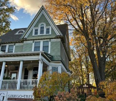 Mount Pleasant Bed & Breakfast | The Ginkgo Tree