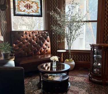 Mount Pleasant Bed & Breakfast | The Ginkgo Tree
