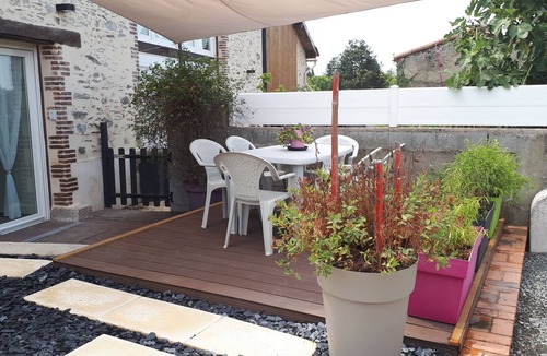 Saint-Andre-Goule-d'Oie Cottage | The Gîte du Coudray is a family cottage with character.