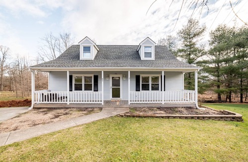 Lynchburg House | The Giving House: Creekside Home that Gives Back!