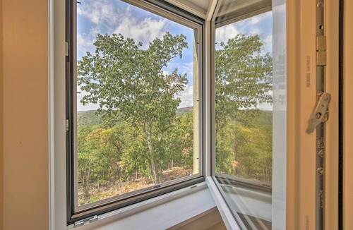 Garrison Cottage | 'the Glabin: Garrison Gem w/Hot Tub & Fire Pit