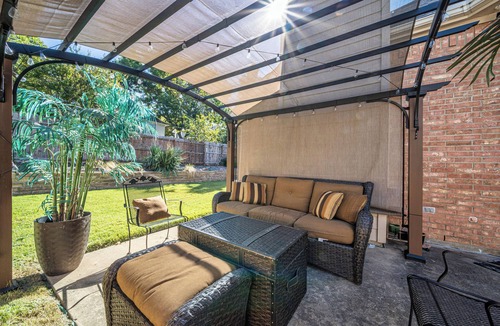 Grapevine House | The Glam House 10mi from AT&T Stadium