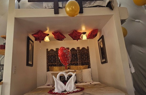 Lincolnton Bed & Breakfast | The Glamp Inn