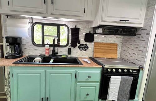 Wantage House | The Glamping Camping Resort