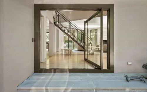 Redding Ridge House | The Glasshouse Retreat