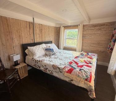 Fortune Harbour House | The Glavine Getaway