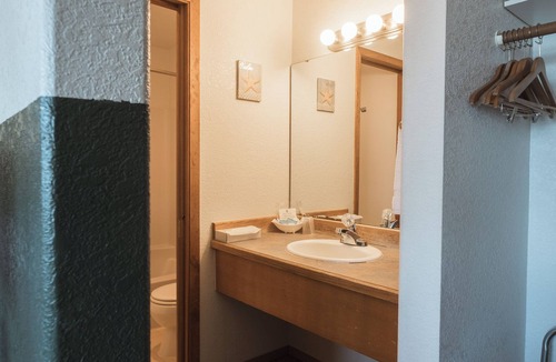 Hoodsport Hotel | The Glen Resort