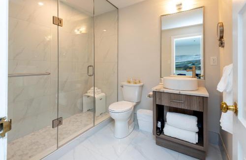 Erin Mills Hotel | The Glenerin Inn