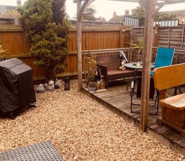 Peterborough Apartment | The Glenton Getaway