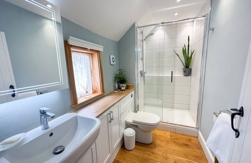 Coalbrookdale House | The Globe House