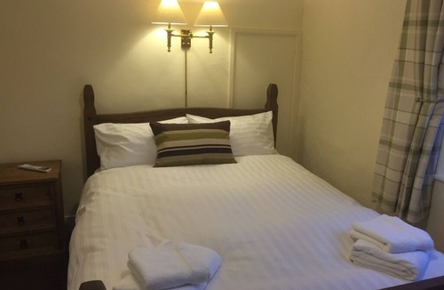 Buckfastleigh Hotel | The Globe Inn