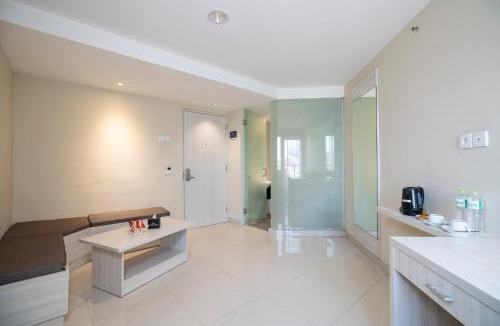 Tomang Apartment | The Gloria Suites Grogol