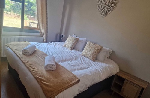 Bartestree Hotel | The Godwins