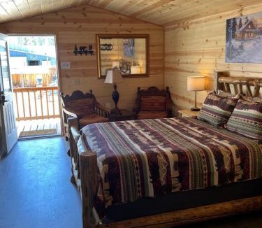Idaho City Hotel | The Gold Mine Hotel Cabins
