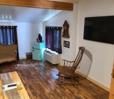 Idaho City Hotel | The Gold Mine Hotel