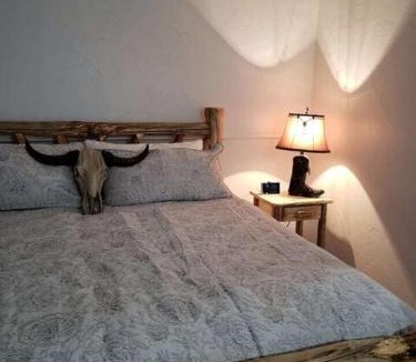 Idaho City Hotel | The Gold Mine Hotel